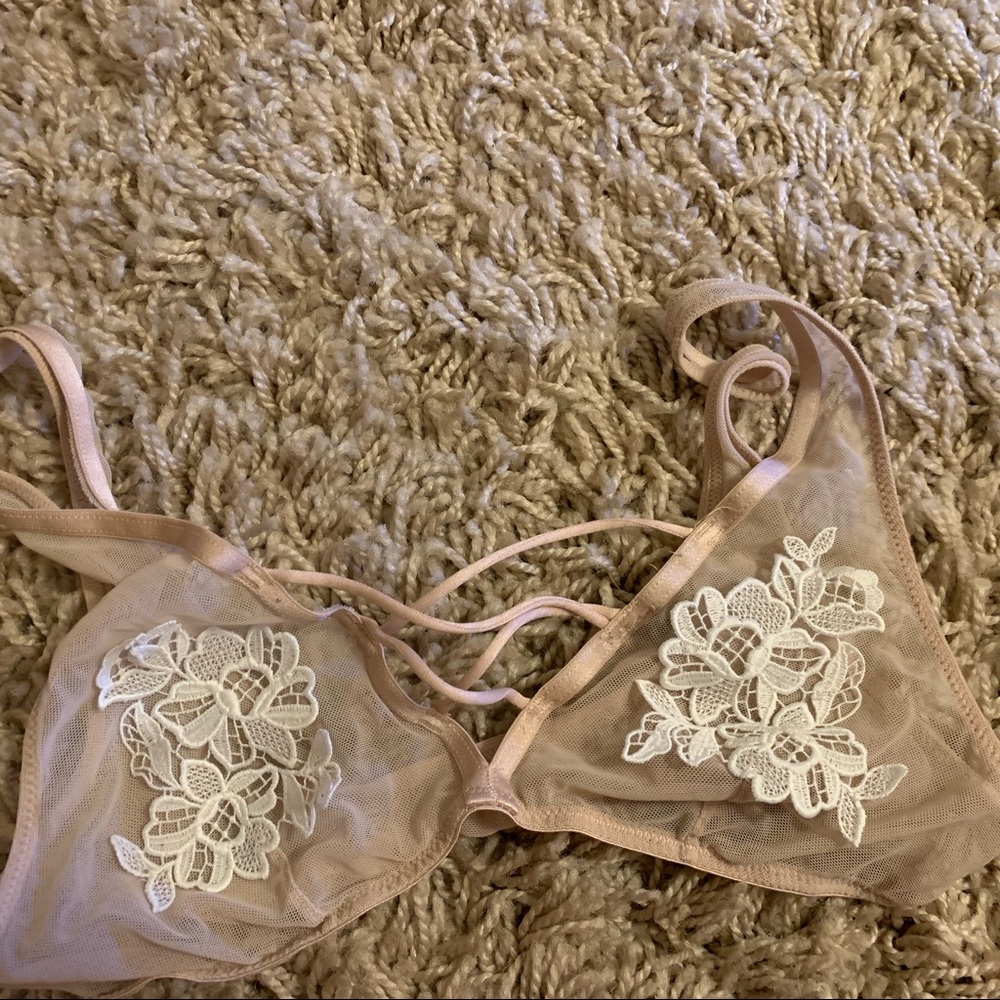 Bralette Bundle! - Picture 3 of 3
